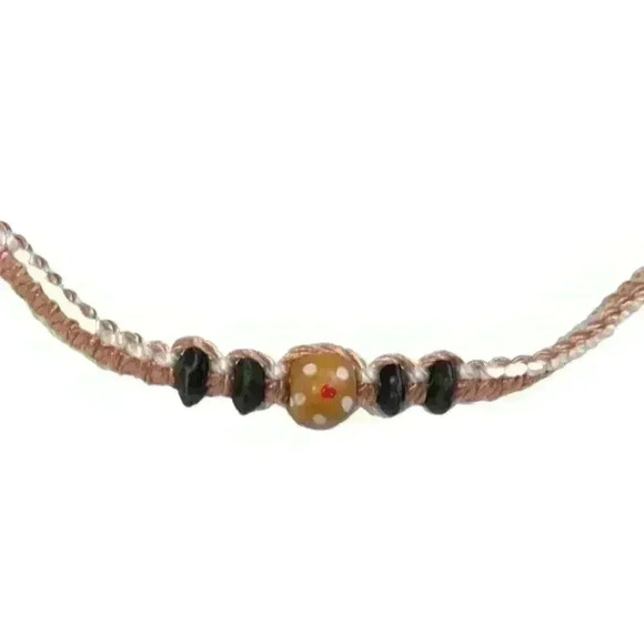 Handmade woven bracelet 7 inches-tie fastener - Picture 1 of 6